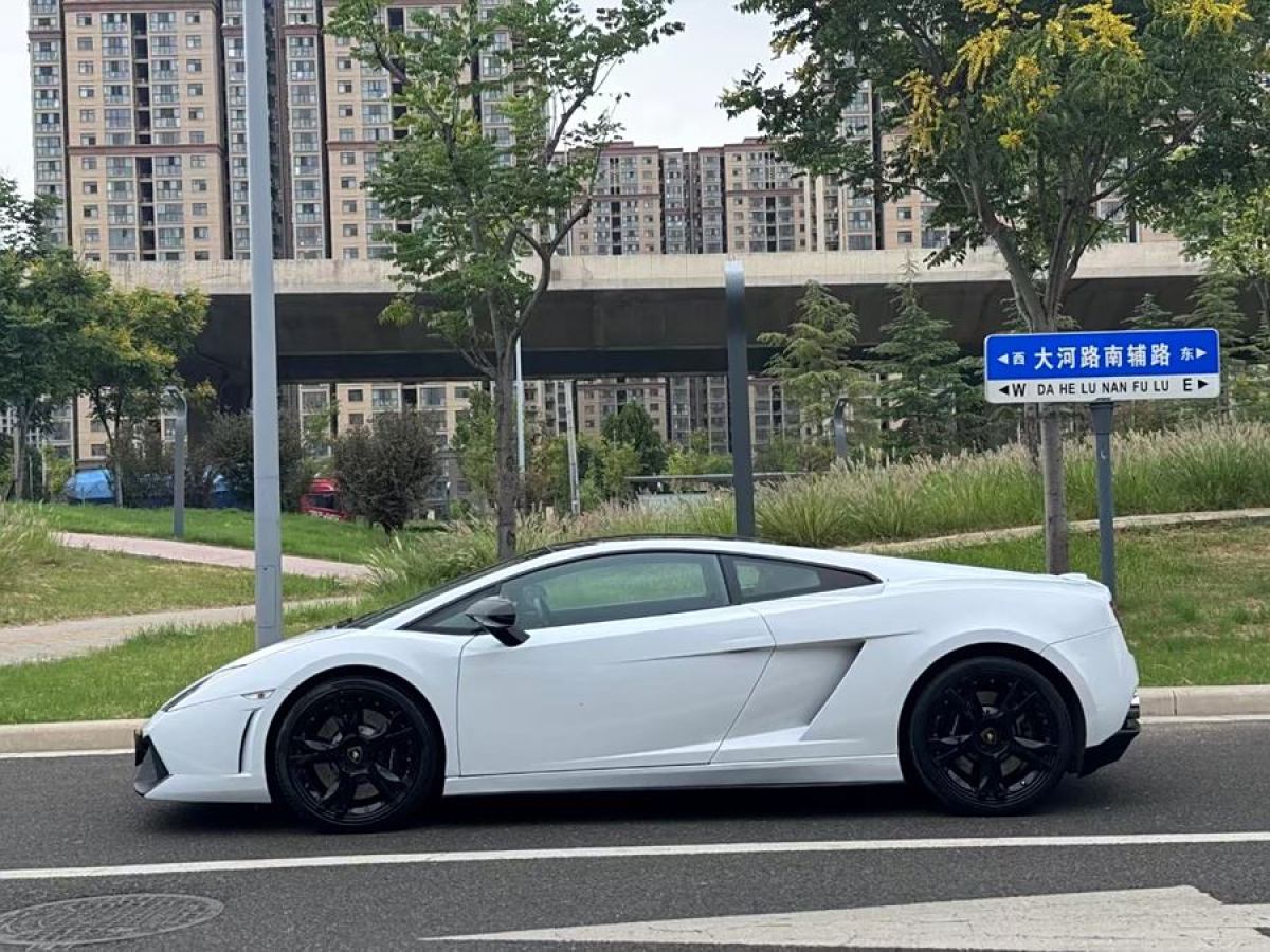 蘭博基尼 Gallardo  2010款 LP 550-2 標(biāo)準(zhǔn)版圖片