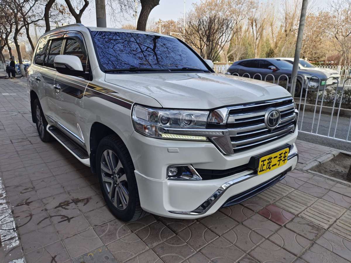 豐田 蘭德酷路澤  2018款 5.7L VX-R 12氣 底升(中東版)圖片