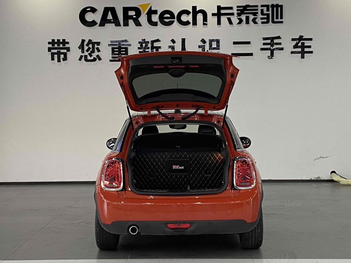 2020年1月MINI MINI  2019款 1.5T COOPER 經(jīng)典派 五門版