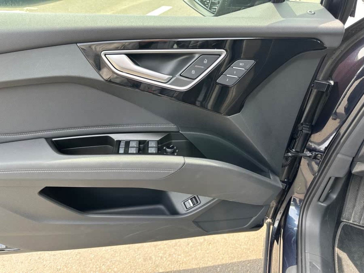奧迪 奧迪Q4 e-tron  2023款 50 e-tron quattro 創(chuàng)境版圖片