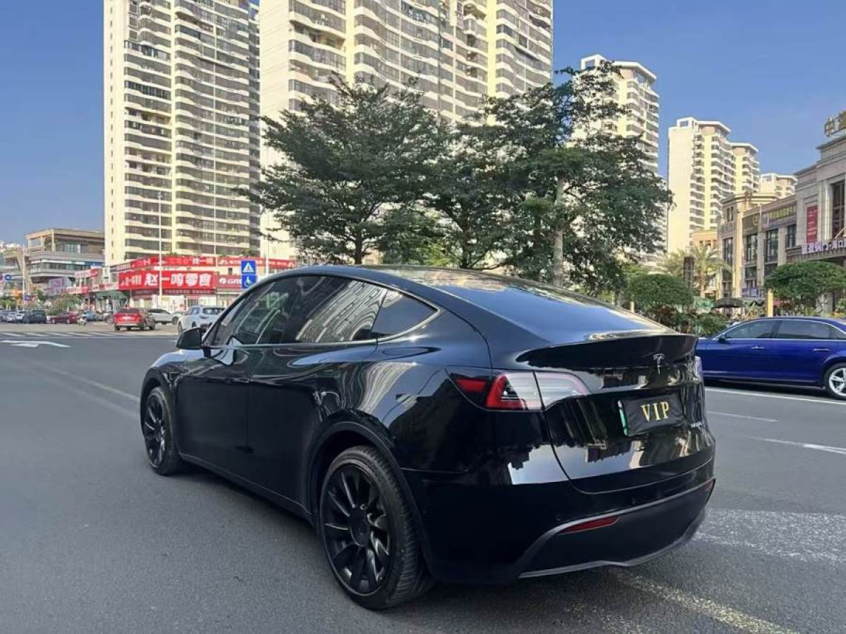 特斯拉 Model 3  2021款 改款 標(biāo)準(zhǔn)續(xù)航后驅(qū)升級版圖片