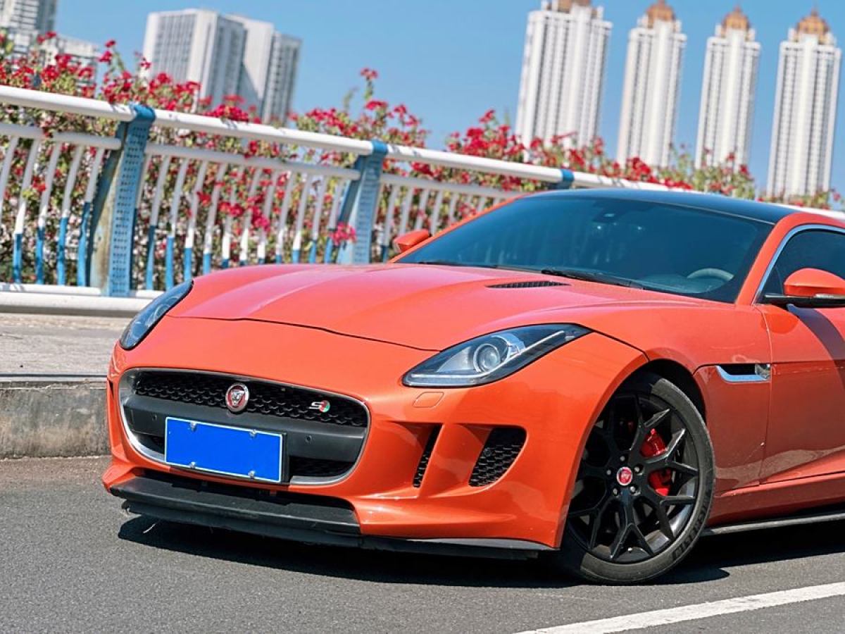 2016年7月捷豹 F-TYPE  2016款 3.0T 硬頂版