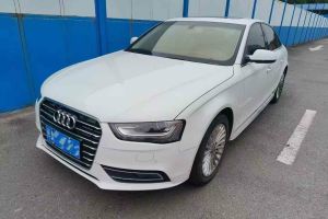 奥迪A4L 奥迪 A4L 30TFSI 手动舒适型