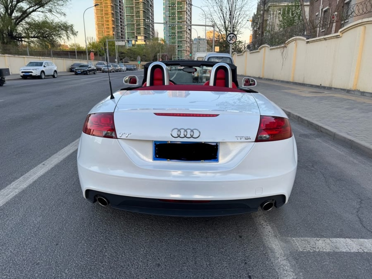 奧迪 奧迪TT  2012款 TT Roadster 2.0TFSI典雅版圖片