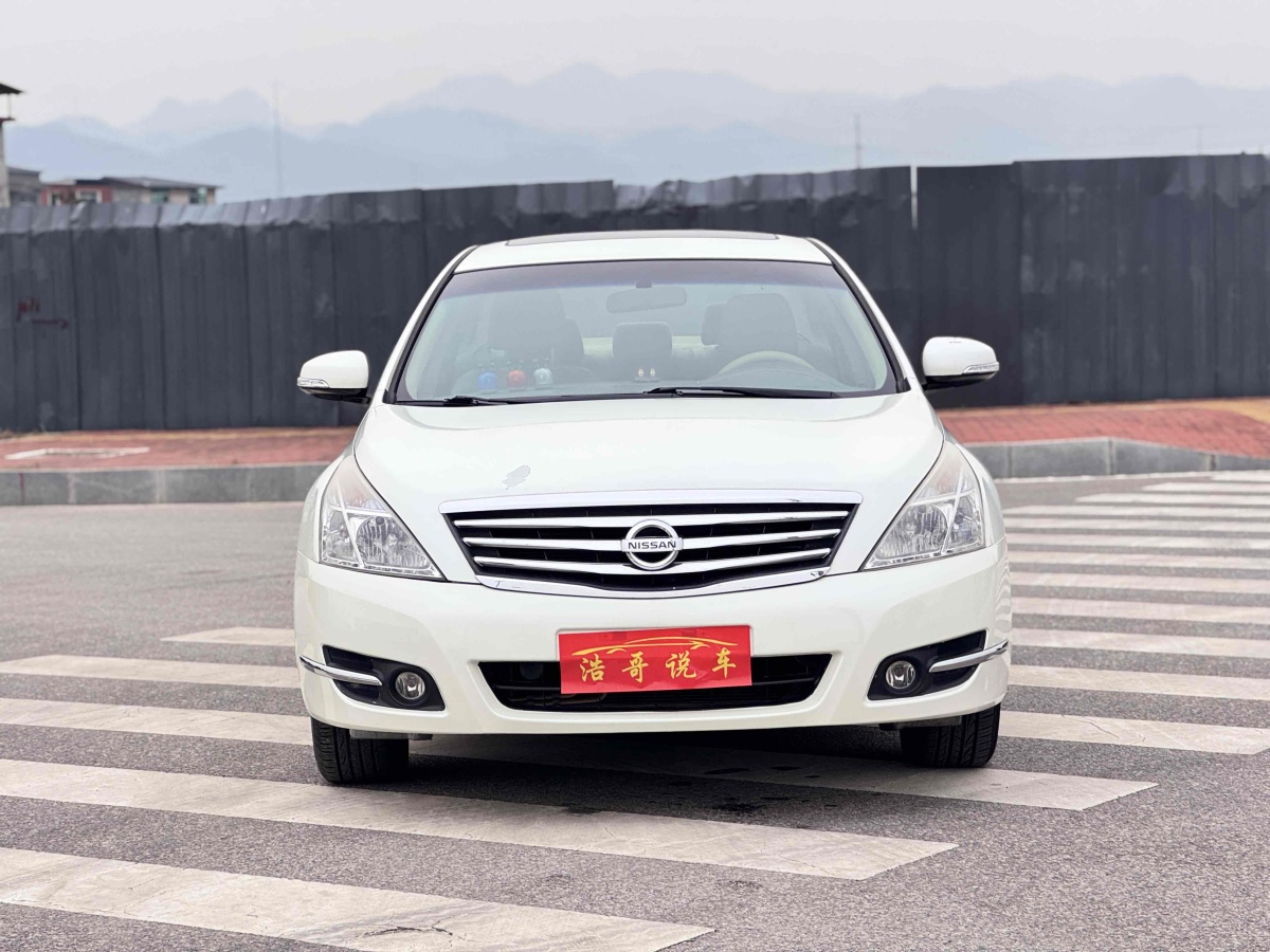 日產(chǎn) 天籟  2010款 2.0L XL周年紀念版圖片