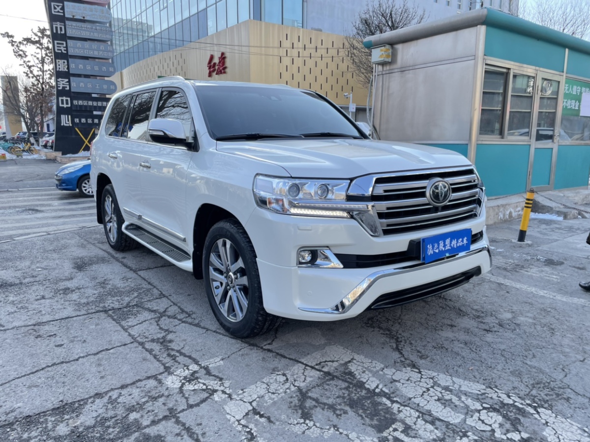 豐田 蘭德酷路澤 2018款 5.7l vx-r 12氣 底升(中東版)圖片