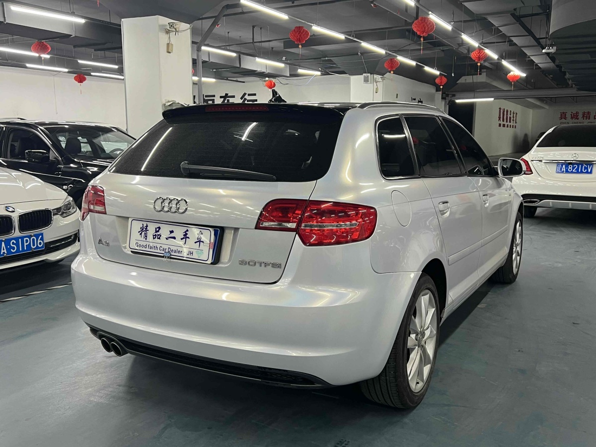 奧迪 奧迪A3  2013款 Sportback 30 TFSI 豪華型圖片