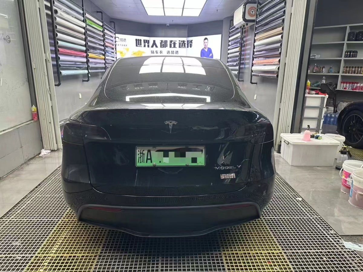 2021年12月特斯拉 Model 3  2021款 長續(xù)航全輪驅(qū)動版