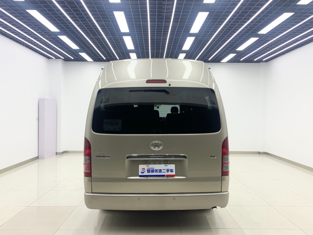 豐田 HIACE  2011款 2.7L自動(dòng)標(biāo)準(zhǔn)版13座圖片