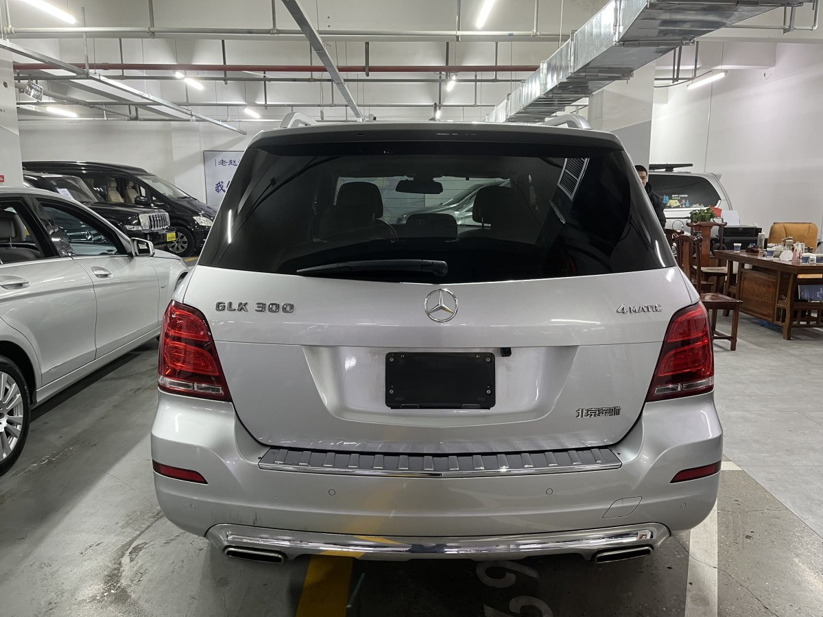 奔馳 奔馳GLK級(jí)  2013款 GLK 300 4MATIC 動(dòng)感型圖片