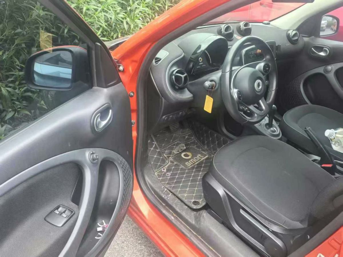 smart forfour 圖片