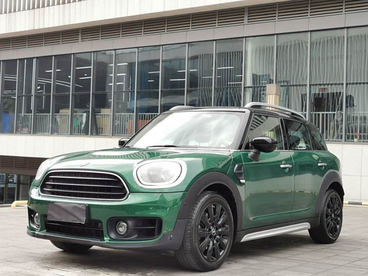 MINI COUNTRYMAN  2019款 1.5T COOPER 藝術(shù)家周末旅行版圖片