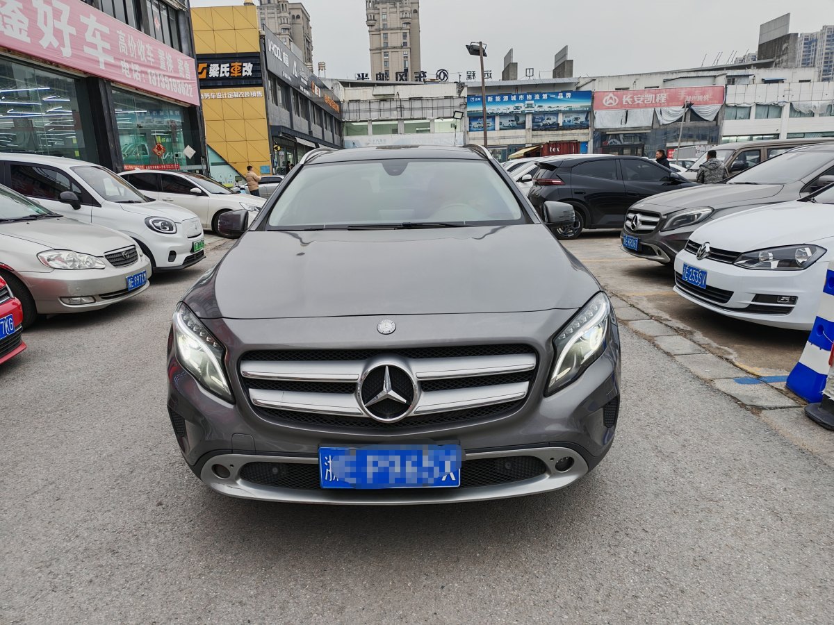 奔馳 奔馳GLA  2016款 GLA 220 4MATIC 時(shí)尚型圖片