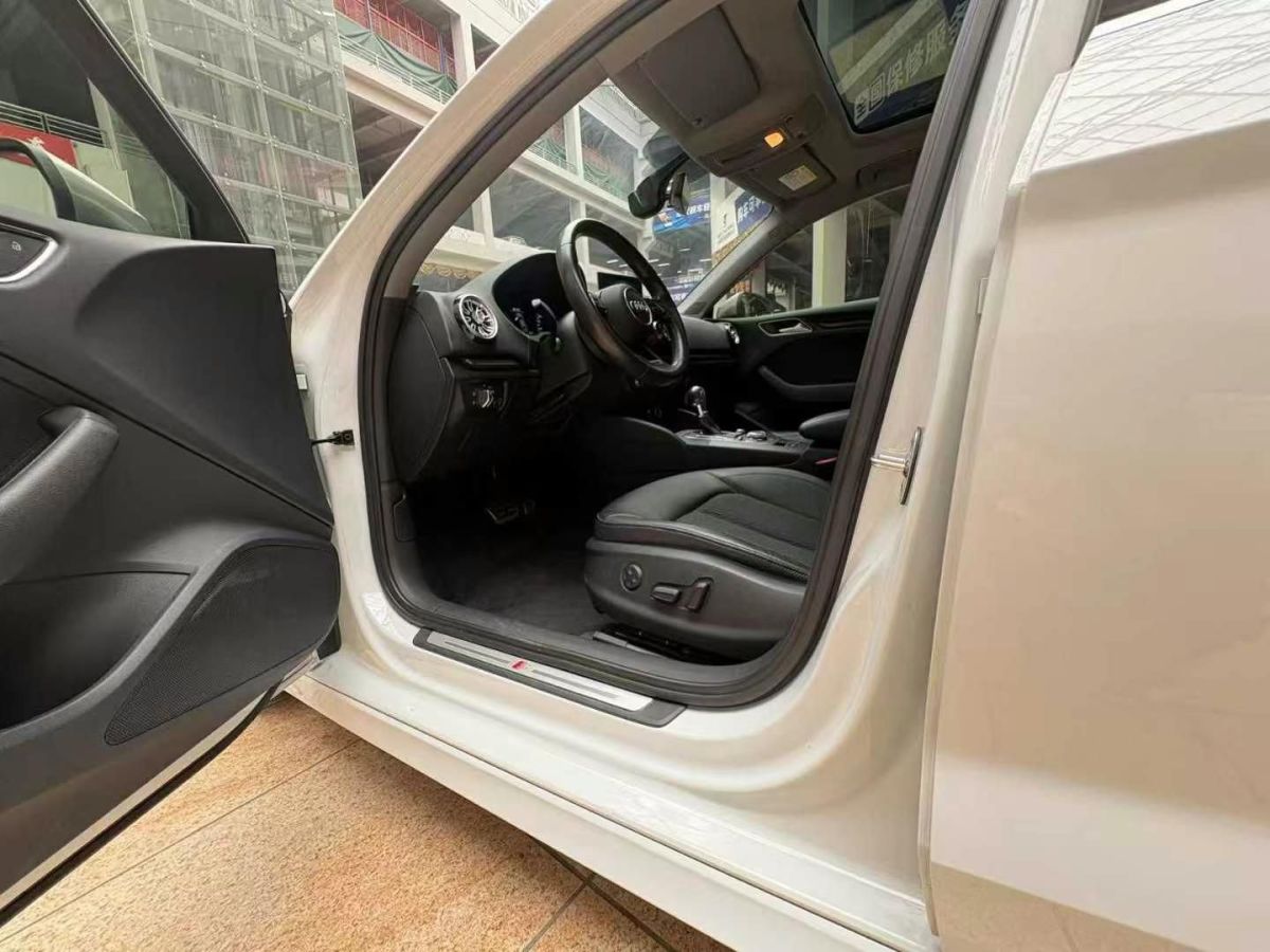 奧迪 奧迪A3  2019款 A3 35TFSI Limousine時(shí)尚型圖片