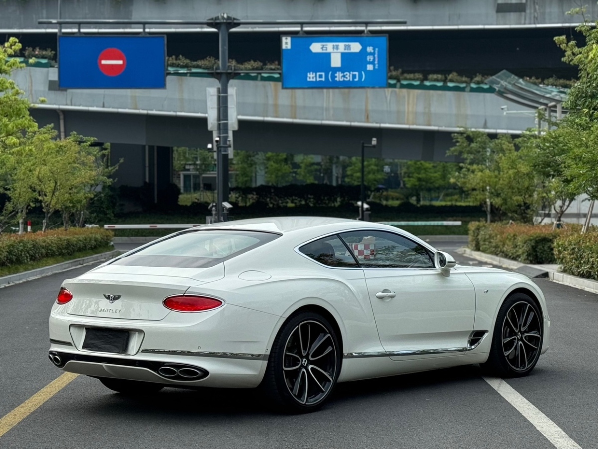 賓利 歐陸  2020款 4.0T GT V8圖片