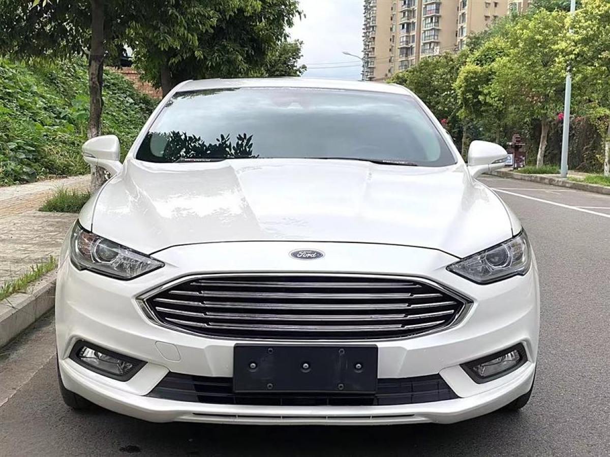 2018年5月福特 蒙迪歐  2017款 改款 EcoBoost 180 時(shí)尚型