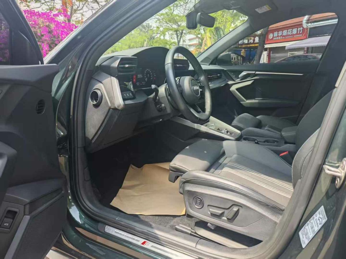 奧迪 奧迪A3  2023款 A3L Limousine 35 TFSI 時(shí)尚致雅型圖片