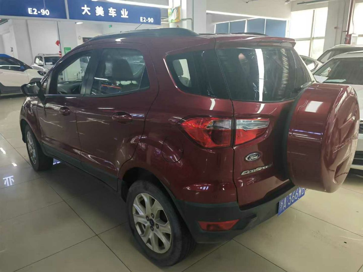 福特 翼搏 圖片