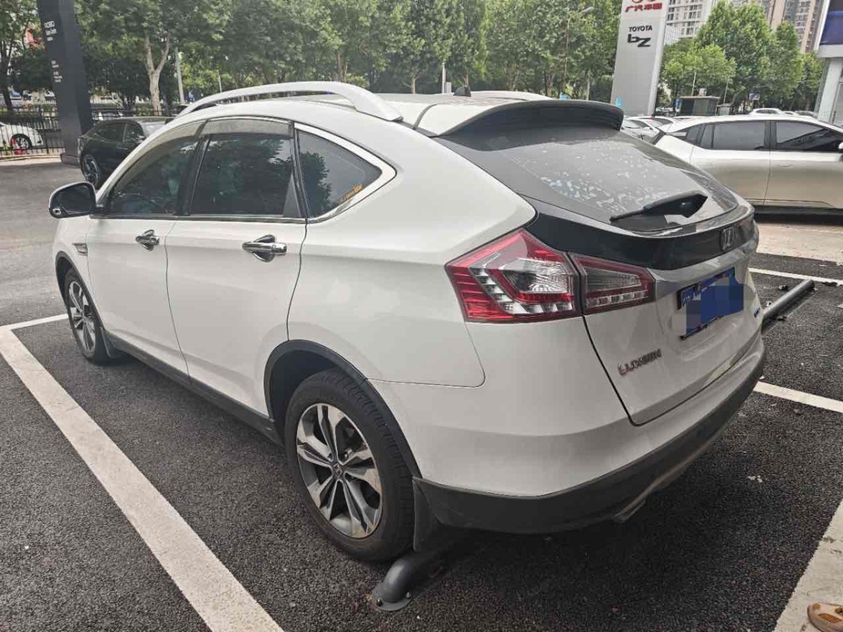 納智捷 優(yōu)6 SUV  2015款 1.8T 時尚型圖片