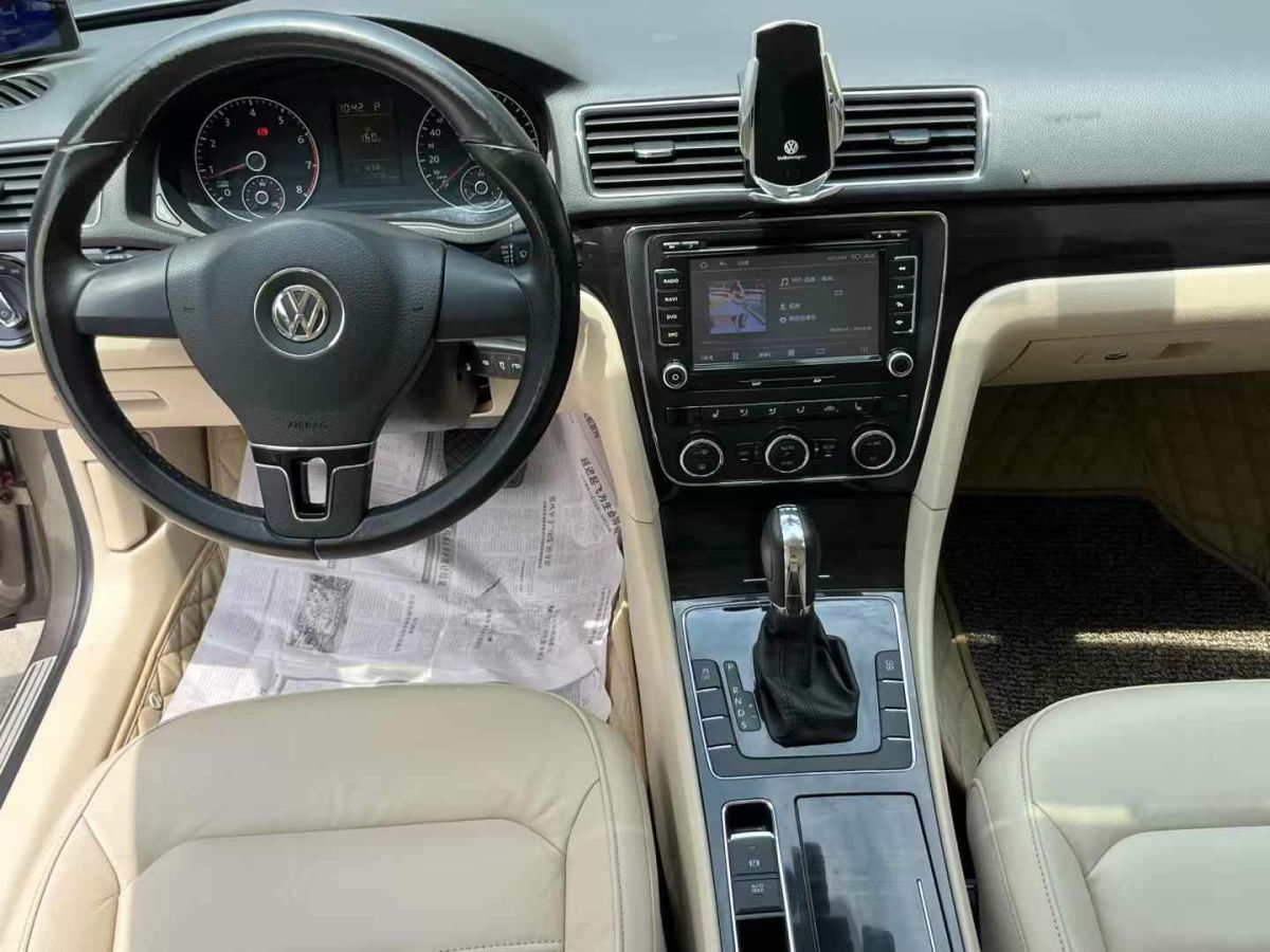 大眾 帕薩特  2014款 1.8TSI DSG尊榮導(dǎo)航版圖片