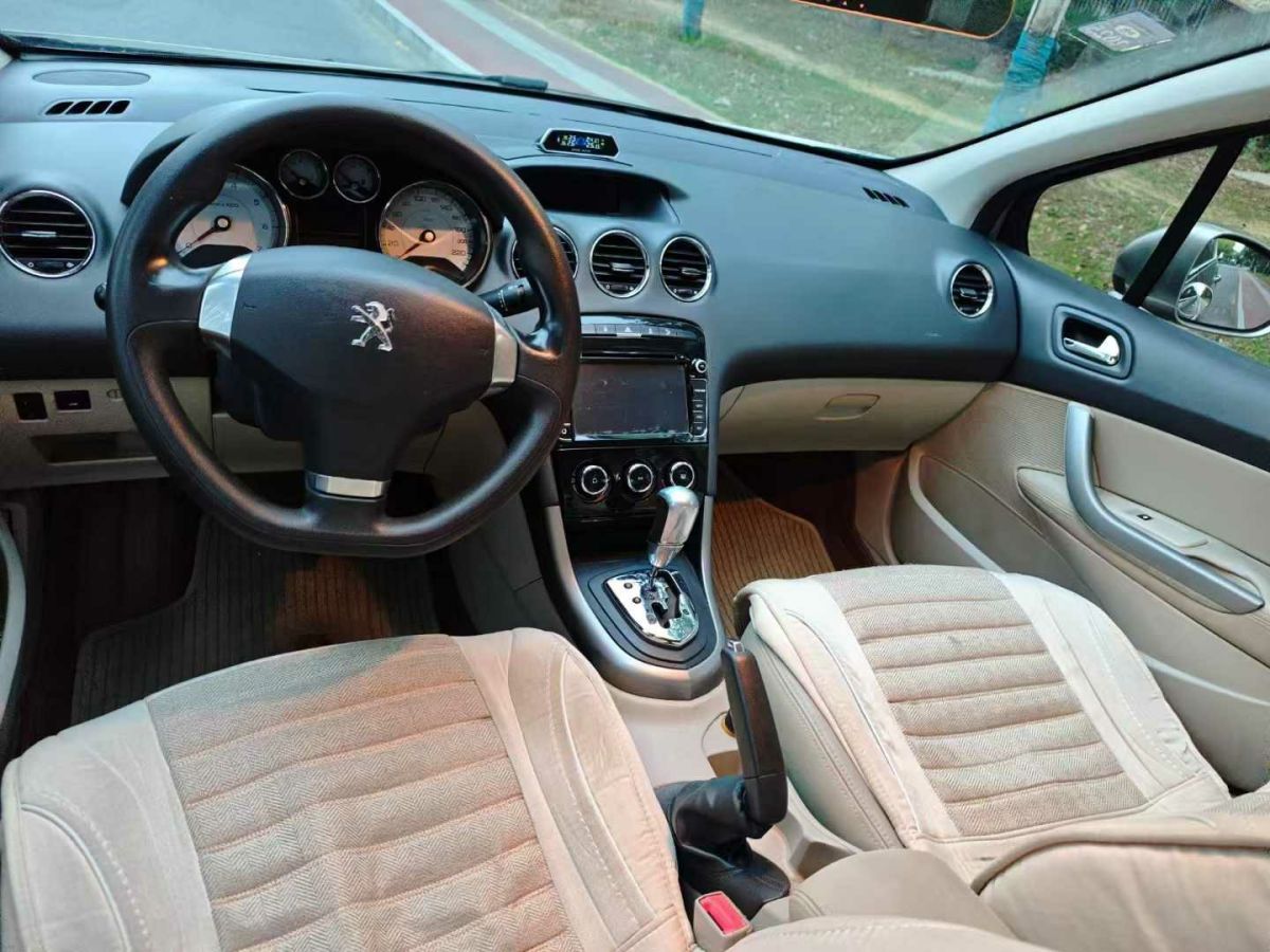 標(biāo)致 408  2013款 2.0L 自動尊貴版圖片