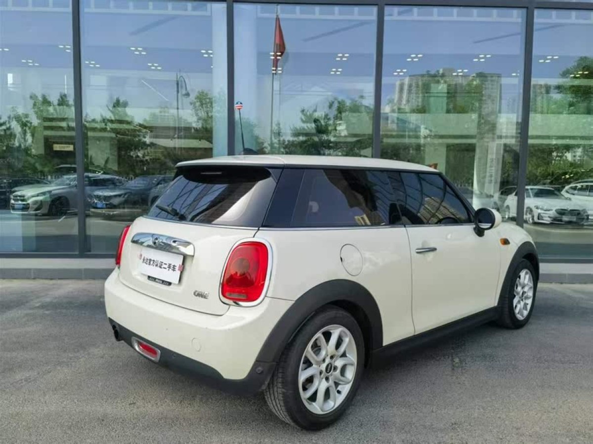 MINI MINI  2016款 1.2T ONE 先鋒派圖片