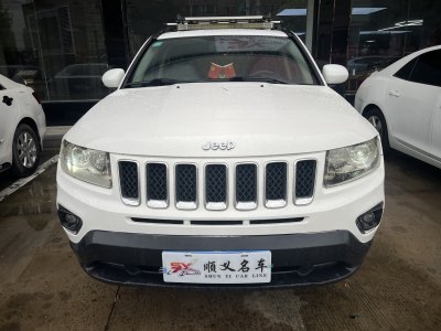 2016年5月 Jeep 指南者(進口) 改款 2.4L 四驅(qū)豪華版圖片