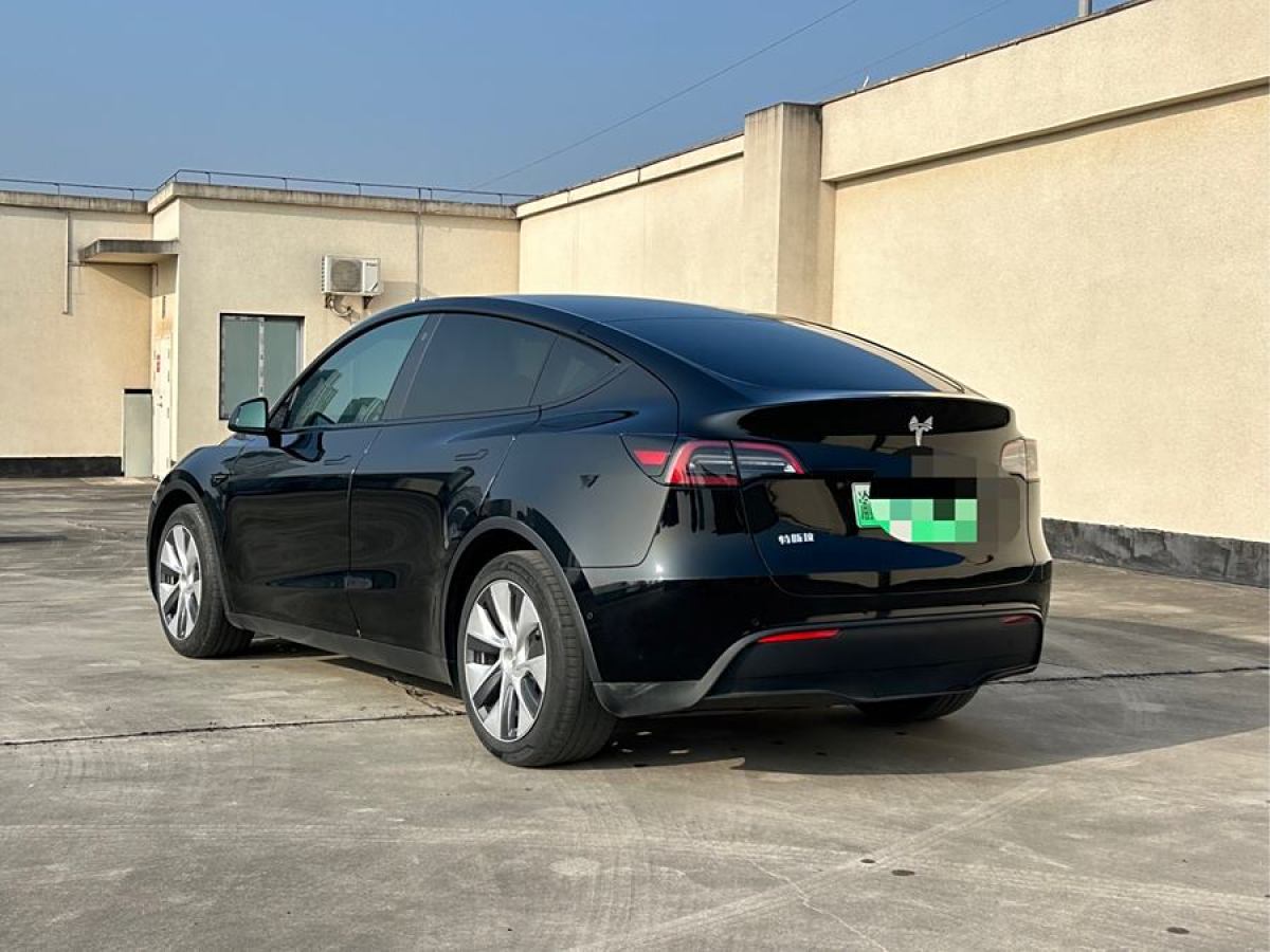 特斯拉 Model 3  2021款 改款 標(biāo)準(zhǔn)續(xù)航后驅(qū)升級(jí)版圖片