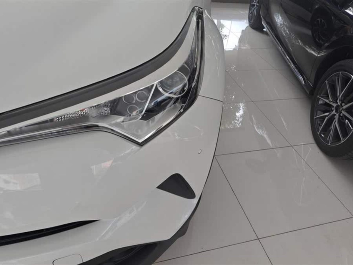豐田 奕澤IZOA  2020款 2.0L 奕享版圖片
