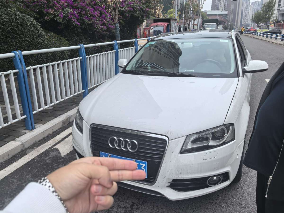 奧迪 奧迪A3  2012款 Sportback 1.8T 豪華型圖片