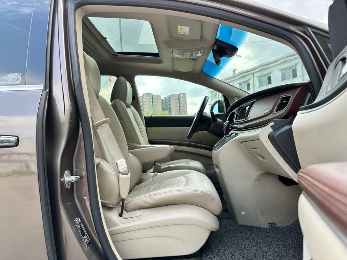 別克 GL8  2014款 3.0L XT豪華商務(wù)旗艦版圖片