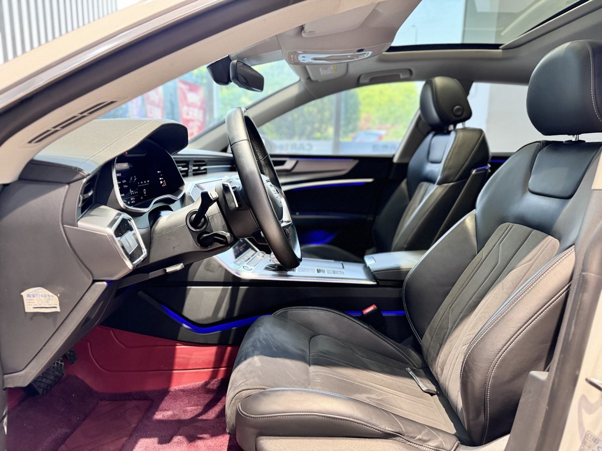 奧迪 奧迪A7L  2022款 45 TFSI S-line 筑夢青春版圖片