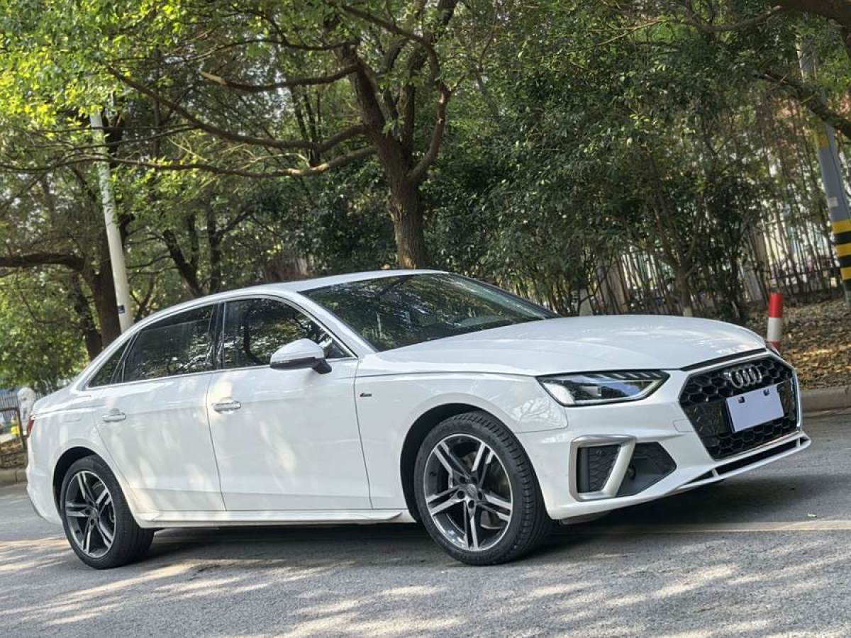 奧迪 奧迪A4L  2022款 40 TFSI 時(shí)尚動(dòng)感型圖片