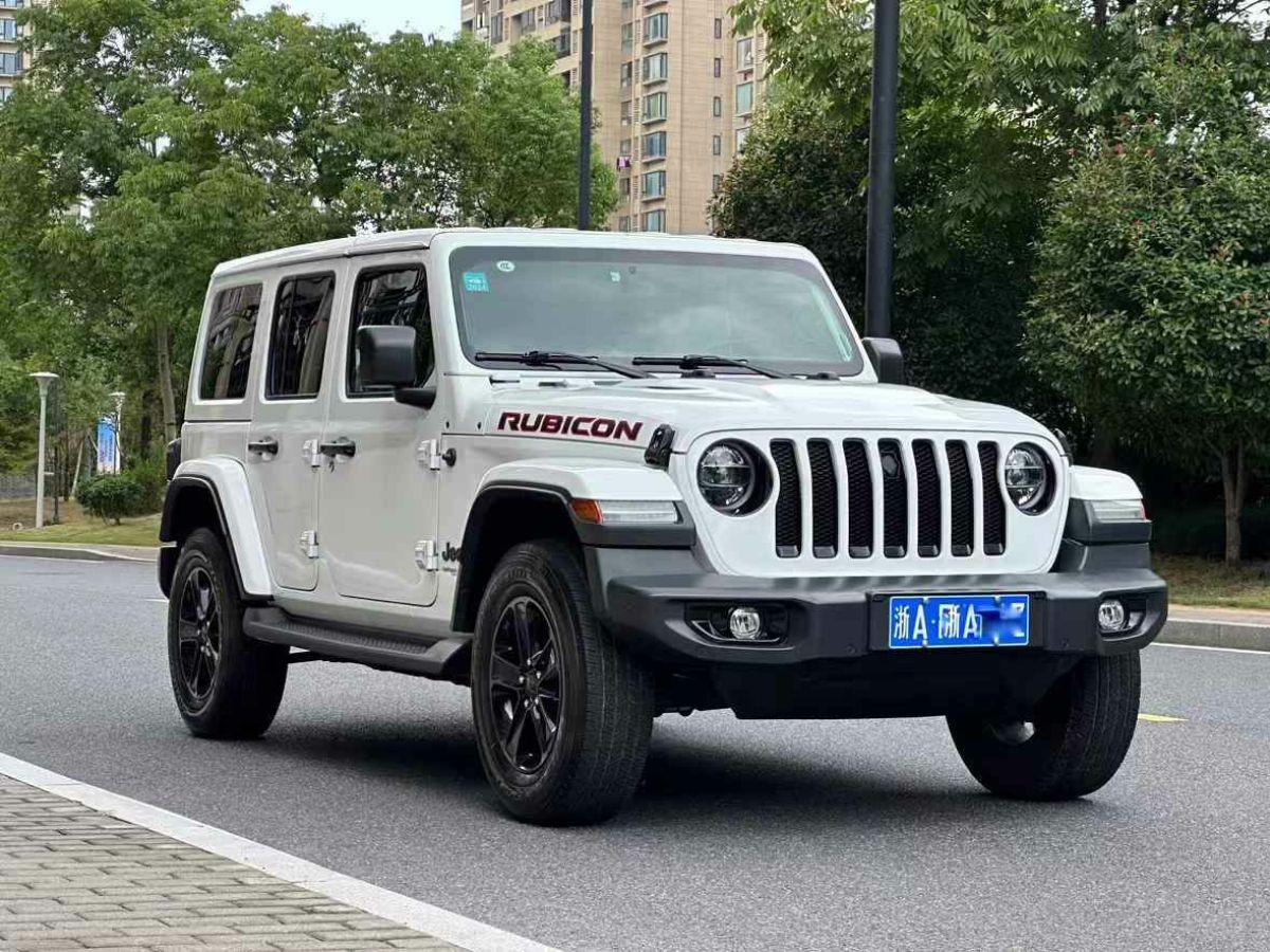 2022年1月Jeep 牧馬人  2022款 2.0T 高地 阿拉斯加極光綠特別版