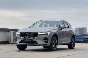 XC60新能源 沃爾沃 T8 插電混動(dòng) 長(zhǎng)續(xù)航四驅(qū)智雅豪華版