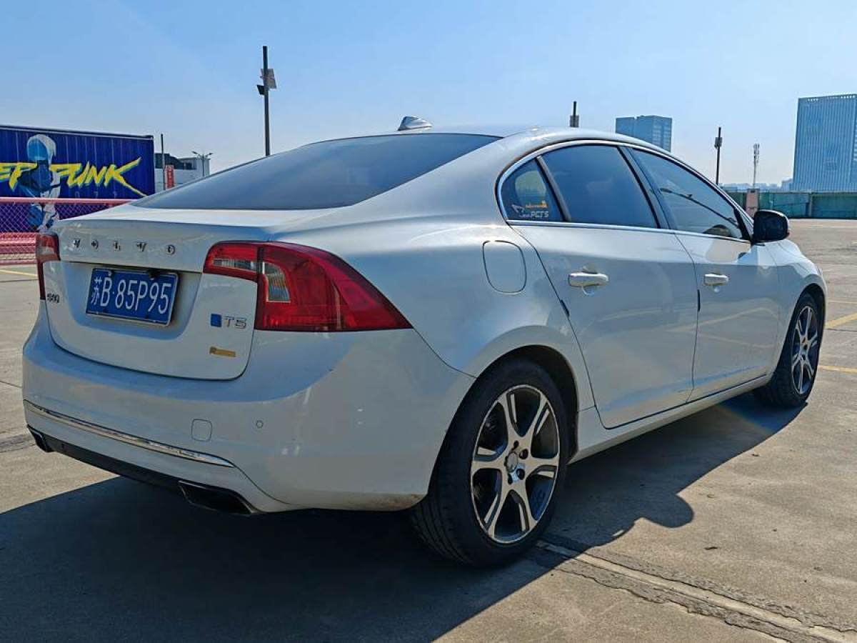 沃爾沃 S60  2015款 L 2.0T T5 智馭版圖片