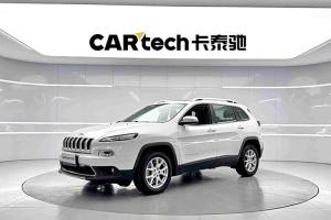 自由光 Jeep 2.0L 優(yōu)越版