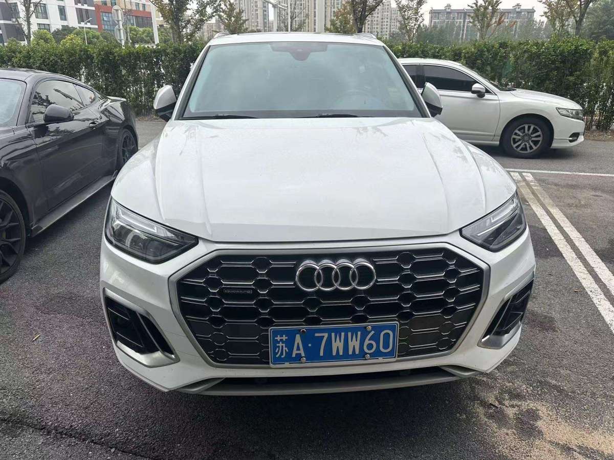 奥迪 奥迪Q5L  2022款 改款 45T 豪华动感型图片