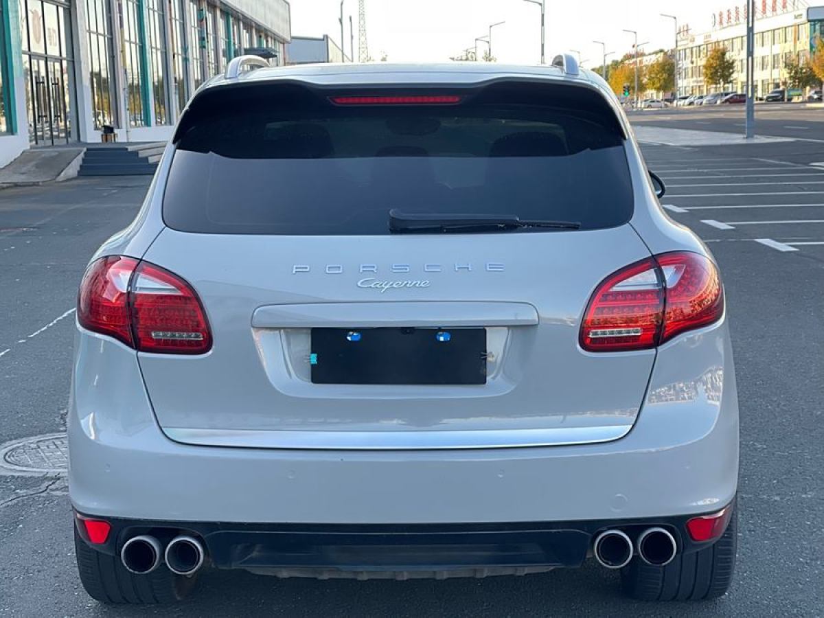 2013年3月保時(shí)捷 Cayenne  2012款 Cayenne 3.0T 美規(guī)版