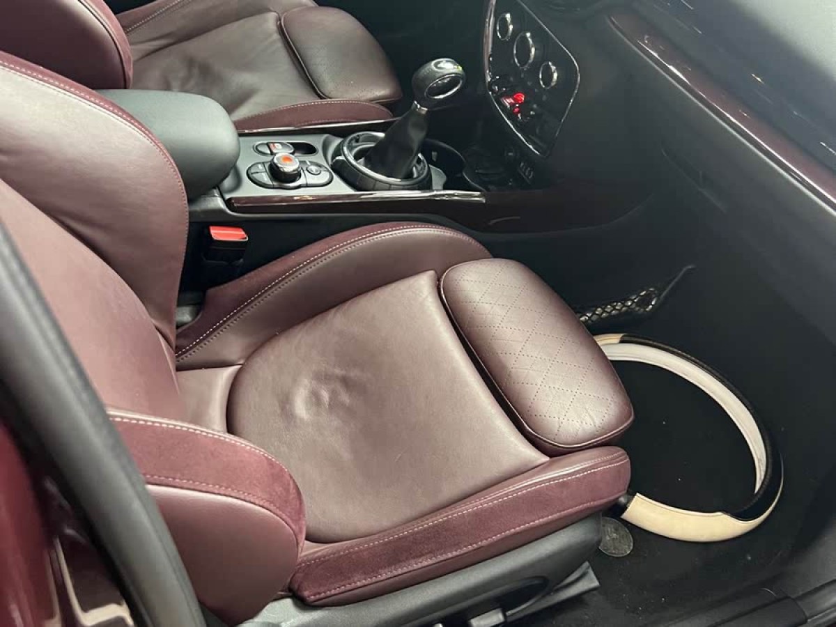 MINI CLUBMAN  2016款 改款 1.5T COOPER 鑒賞家版圖片