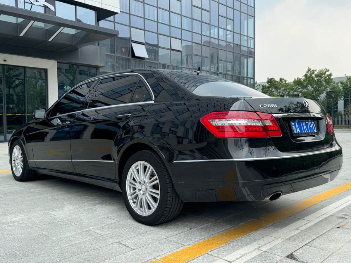 奔馳 奔馳E級  2011款 E 200 L CGI優(yōu)雅型圖片