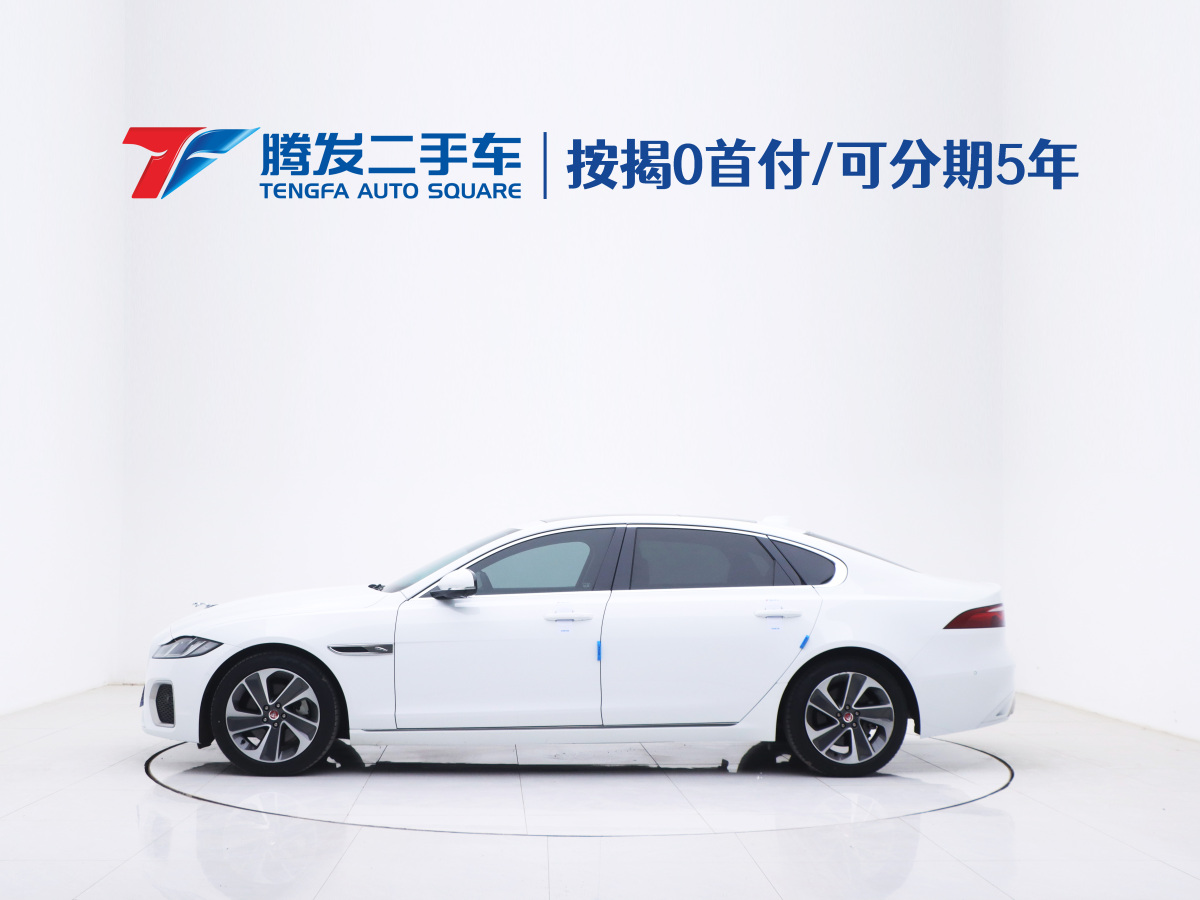 捷豹 XFL  2022款 XFL 2.0T P200 兩驅(qū)精英豪華版圖片