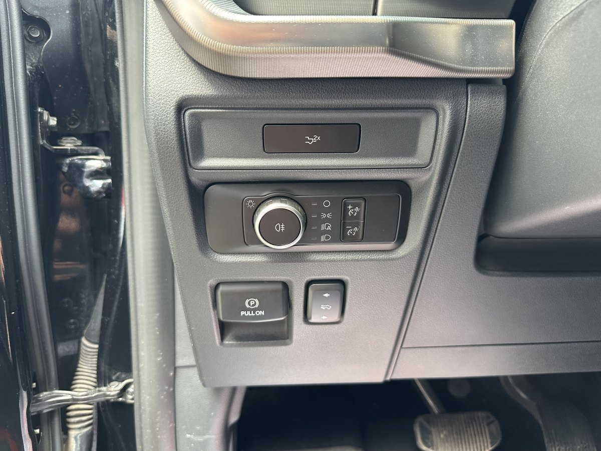 福特 F-150  2023款 3.5T 猛禽圖片