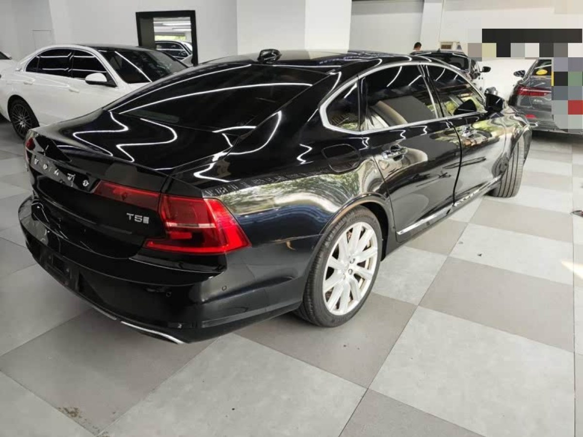 沃爾沃 S90  2018款 T5 智尊版圖片
