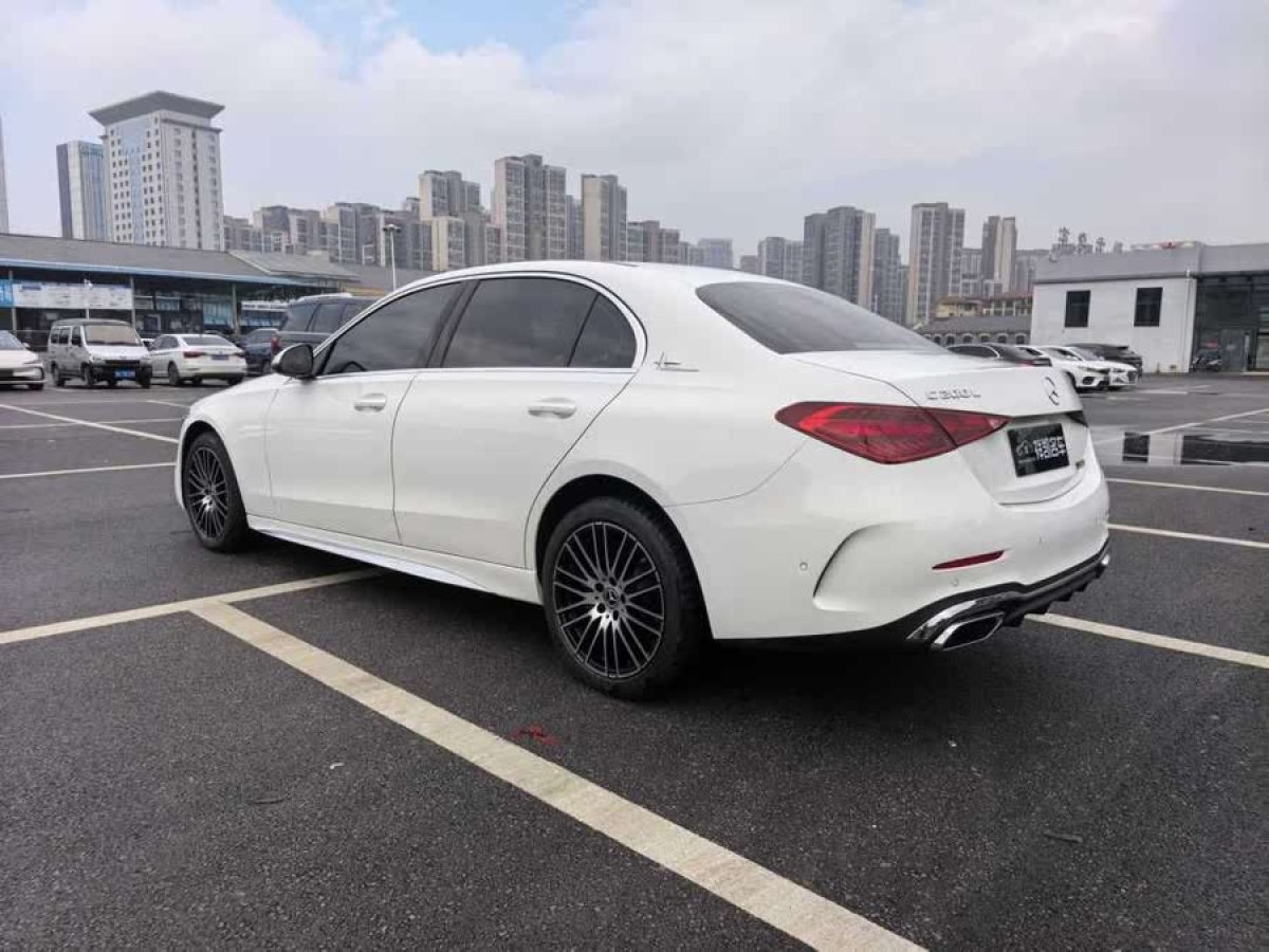 奔馳 奔馳C級(jí)  2023款 改款二 C 260 L 運(yùn)動(dòng)版圖片
