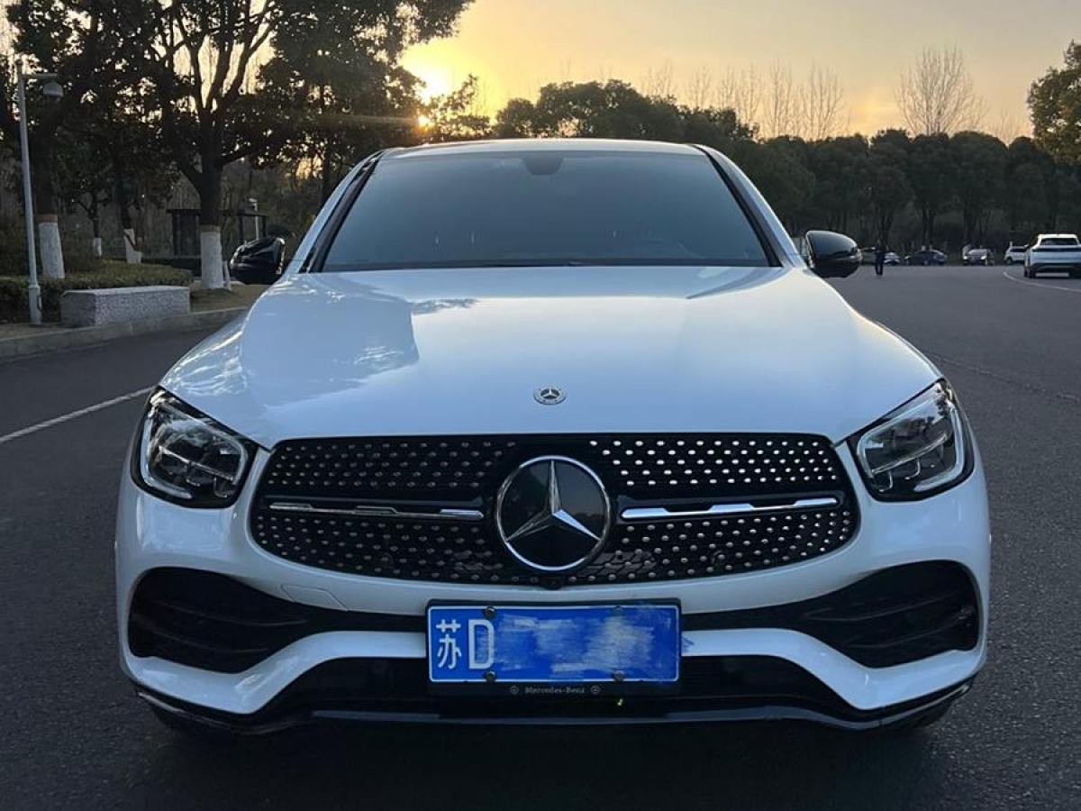 奔馳 奔馳GLC  2021款 GLC 260 4MATIC 轎跑SUV圖片