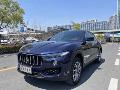 2019年5月 瑪莎拉蒂 Levante 3.0T 350Hp 標(biāo)準(zhǔn)版圖片