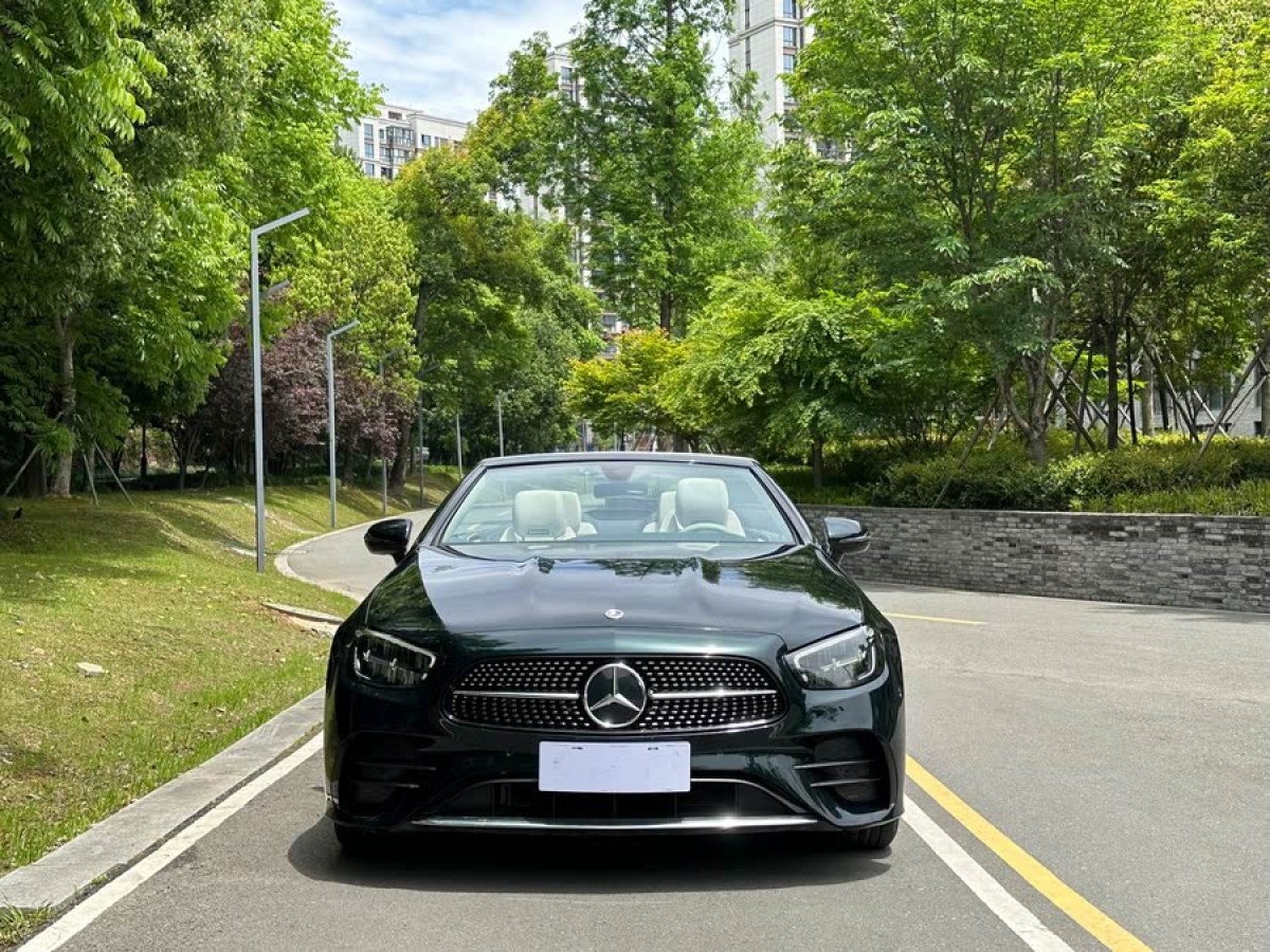 奔馳 奔馳E級  2023款 改款 E 260 敞篷轎跑車圖片