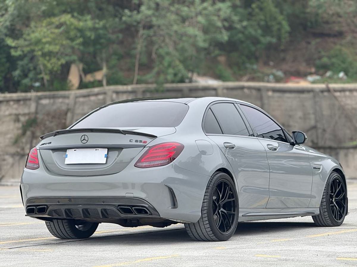 奔馳 奔馳C級(jí)AMG  2015款 AMG C 63 S圖片