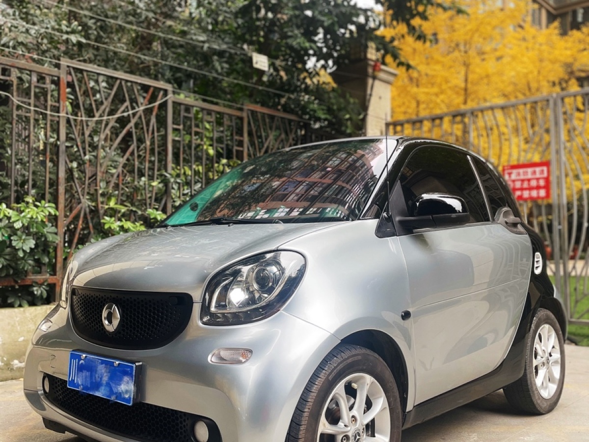 smart fortwo  2015款 1.0L 52千瓦硬頂靈動版圖片